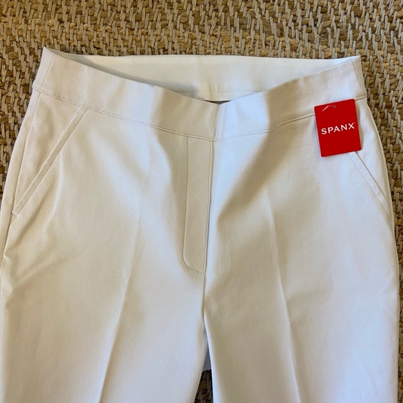 SPANX Kick Flares - Picture 2 of 3